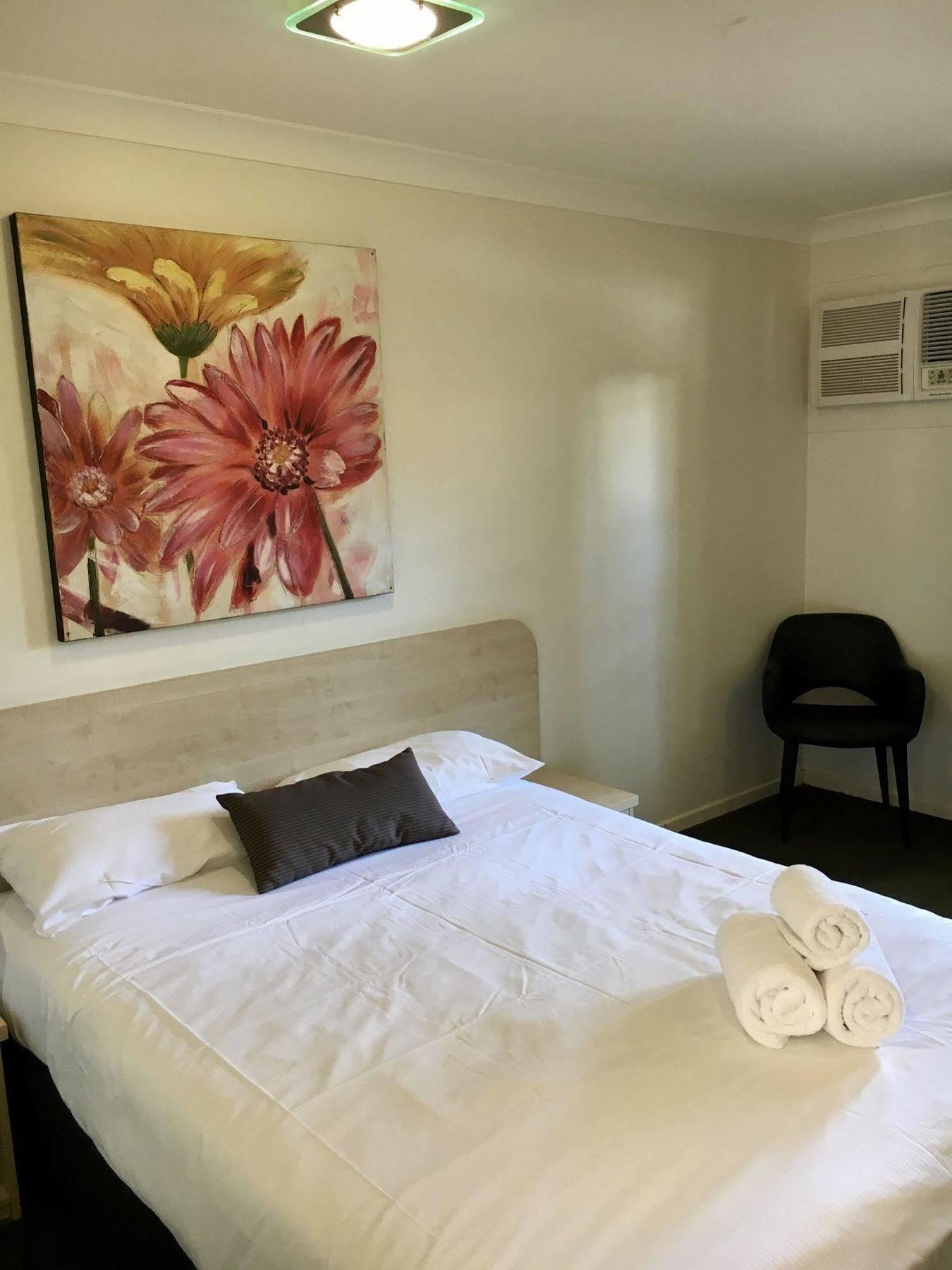 The Waterloo Bay Hotel Brisbane Exterior photo